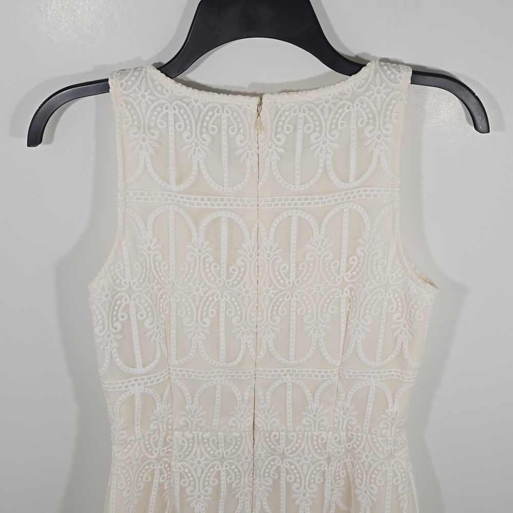 {Katherine Kelly} NWT Drea Off White Lace Dress - Size 2 - Picture 9 of 15